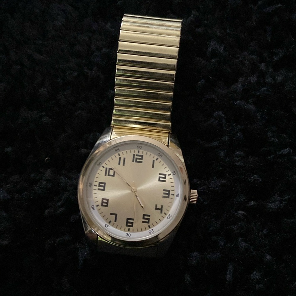 Watch used no battery